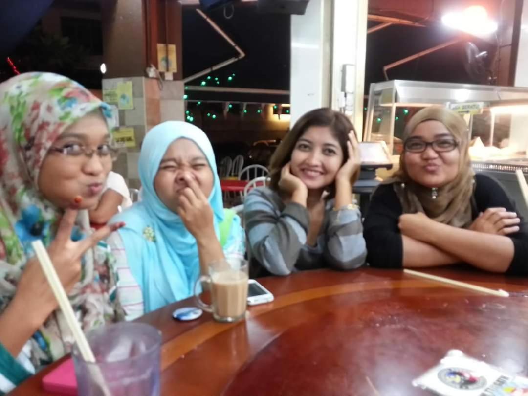 Airbnb At Sri Sayang Batu Ferringhi Beach エクステリア 写真